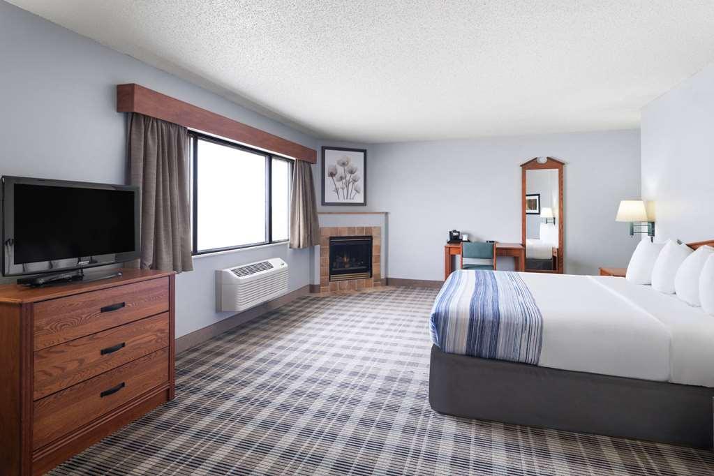 Americinn By Wyndham Stuart Habitación foto