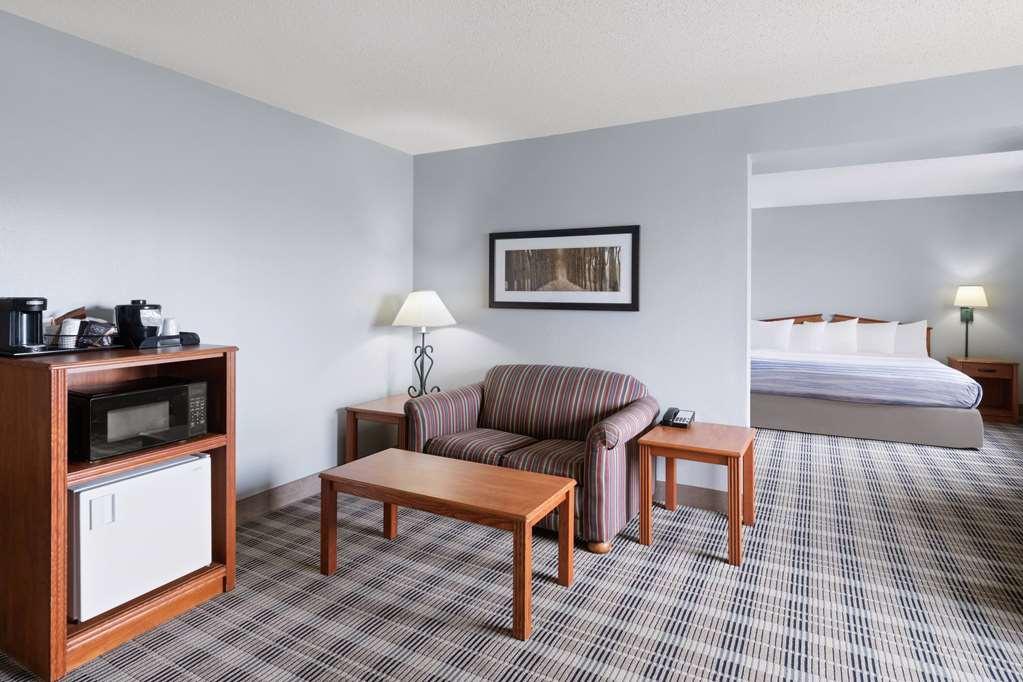 Americinn By Wyndham Stuart Habitación foto
